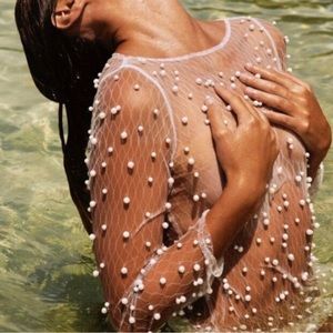 Ezili Margarite Swimwear Cover Up Size: Medium